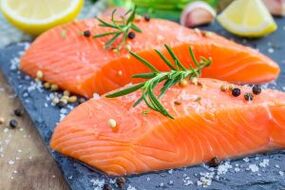 Filet de saumon dans l'alimentation d'un homme ayant une diminution de la libido